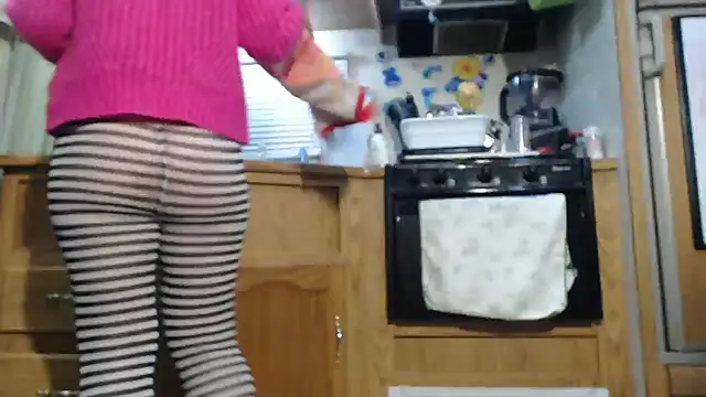 Snapshot of sexyinpantyhose chatting on 7, 12, 2024 sexyinpantyhose online show from 7, 12, 2024