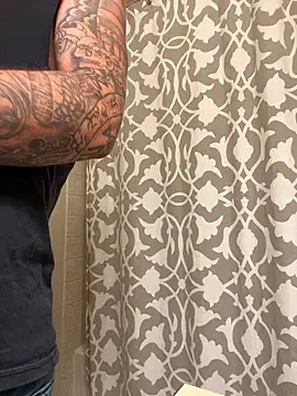 Mackwood89 online show from 6, 12, 2024