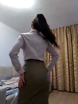 baby sweet girl  online show from 11, 10, 2025