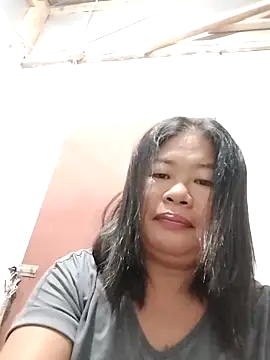 Snapshot of lickmepussy21 chatting on 18, 10, 2025 lickmepussy21 online show from 18, 10, 2025