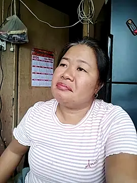 Snapshot of lickmepussy21 chatting on 11, 2, 2026 lickmepussy21 online show from 11, 2, 2026