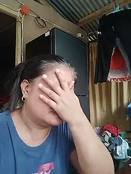 lickmepussy21 online show from 22, 6, 2026