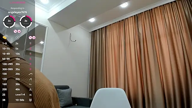 Zoe klarxxx online show from 5, 3, 2025