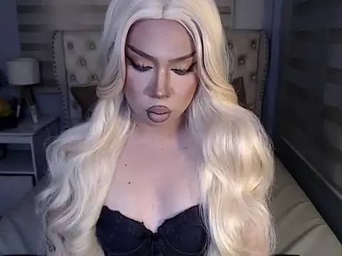 Snapshot of RebecaNextToYou chatting on 21, 2, 2026 RebecaNextToYou online show from 21, 2, 2026