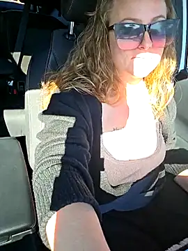 julimonroe online show from 24, 10, 2025