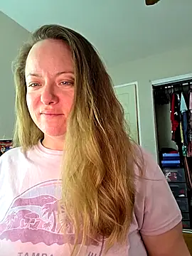 julimonroe online show from 2, 12, 2025