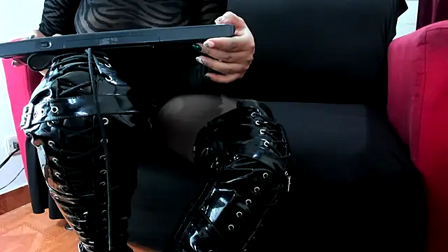 MissVioleta1 online show from 19, 2, 2025