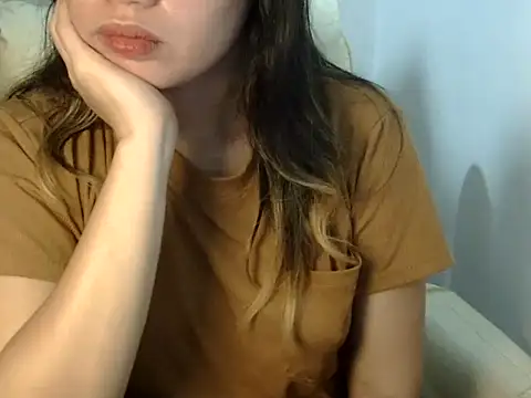    zurIII09  online show from 5, 10, 2025