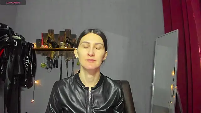 Snapshot of Mistress_Pamela chatting on 15, 12, 2024 Mistress Pamela online show from 15, 12, 2024