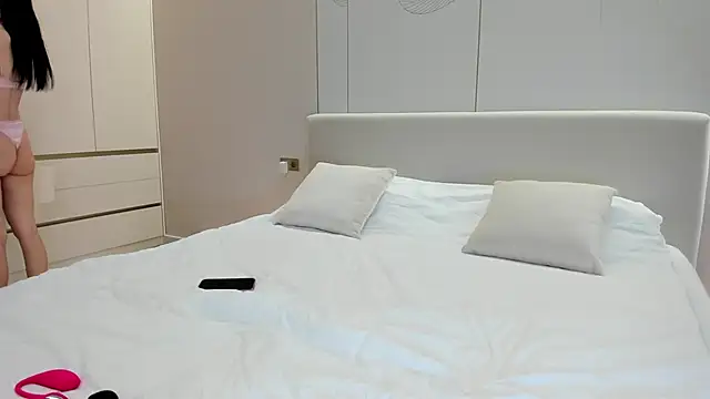 JenniferQueen11 online show from 14, 11, 2025