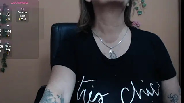 Hellensextits online show from 30, 9, 2025