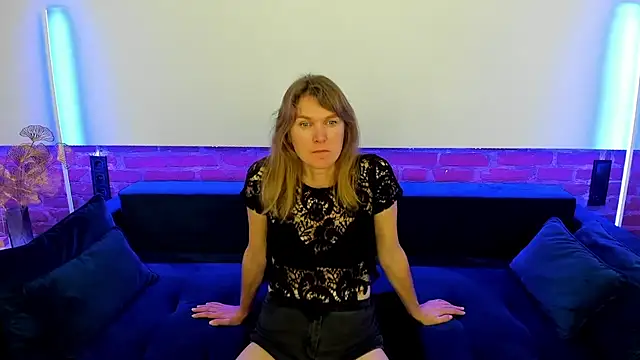 Snapshot of Anabell_xxx chatting on 13, 10, 2025 Anabell xxx online show from 13, 10, 2025