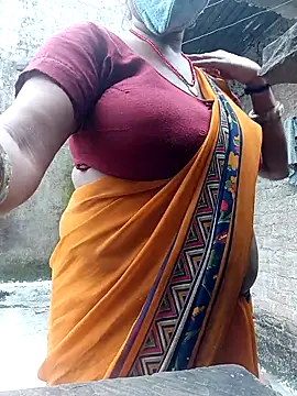Snapshot of Lattika-Bhabhi chatting on 18, 9, 2025 Lattika-Bhabhi online show from 18, 9, 2025