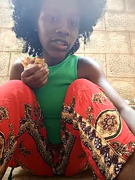 Snapshot of Petite_li chatting on 29, 11, 2025 Petite li online show from 29, 11, 2025