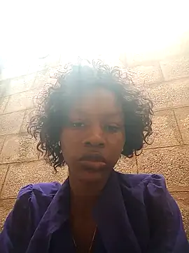 Snapshot of Petite_li chatting on 11, 1, 2026 Petite li online show from 11, 1, 2026