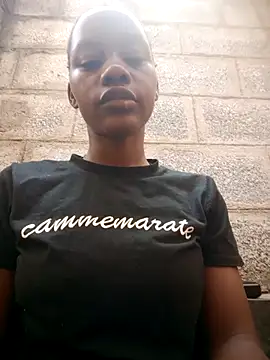 Snapshot of Petite_li chatting on 4, 2, 2026 Petite li online show from 4, 2, 2026