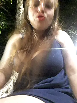 lorenitabella online show from 28, 2, 2025