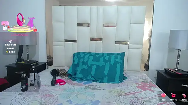 Snapshot of ambercordoba chatting on 19, 10, 2025 ambercordoba online show from 19, 10, 2025