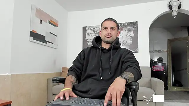 Snapshot of Davevilboy chatting on 18, 9, 2025 Davevilboy online show from 18, 9, 2025