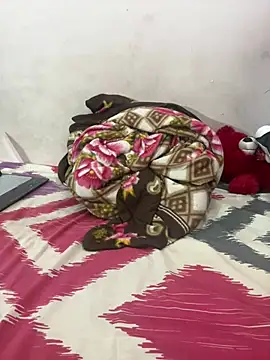 Snapshot of katrina_0143 chatting on 3, 2, 2025 katrina 0143 online show from 3, 2, 2025