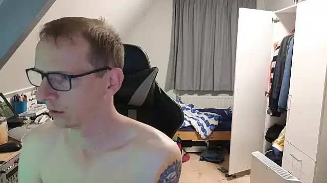 sexmenlion online show from 21, 3, 2025