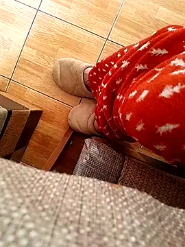 Snapshot of feet_toes chatting on 5, 3, 2025 feet toes online show from 5, 3, 2025