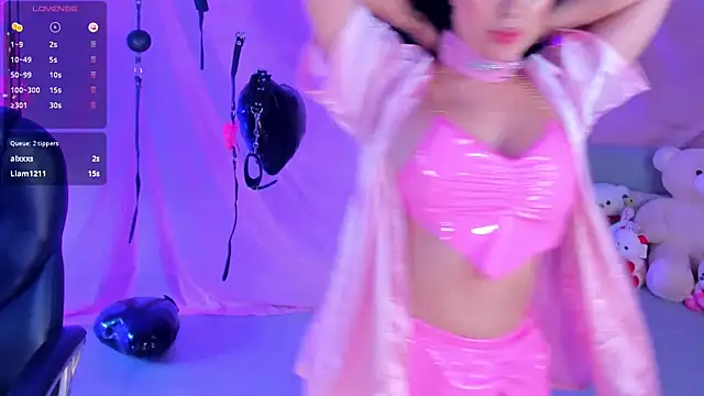 MadelineFox online show from 14, 2, 2025