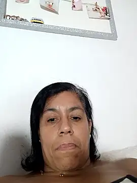 Molly newman6 online show from 5, 10, 2025