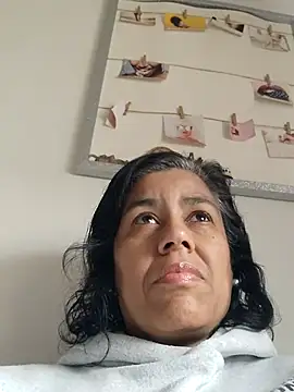 Molly newman6 online show from 23, 3, 2026