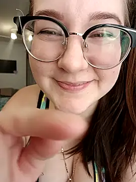 Snapshot of HunnyyLove chatting on 24, 2, 2025 HunnyyLove online show from 24, 2, 2025