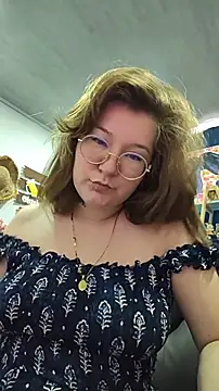 Snapshot of HunnyyLove chatting on 19, 1, 2026 HunnyyLove online show from 19, 1, 2026