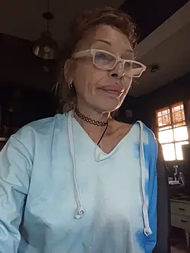 Snapshot of FrozenWaffle chatting on 18, 5, 2026 FrozenWaffle online show from 18, 5, 2026