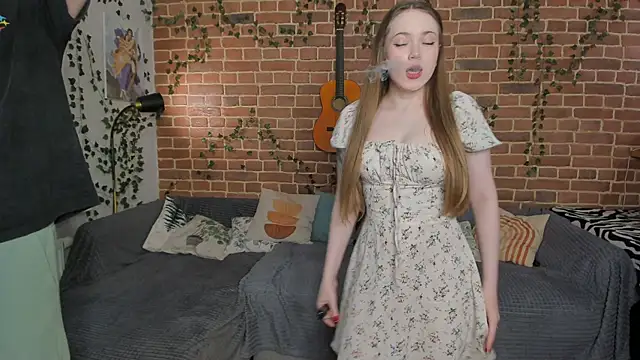 Snapshot of yamy_yamy_yamy chatting on 30, 11, 2025 yamy yamy yamy online show from 30, 11, 2025