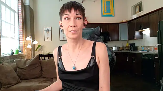 EveEnigma online show from 10, 1, 2026