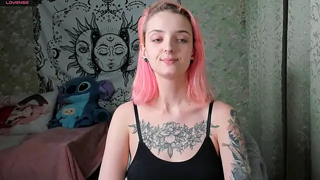 Cutie Adelia online show from 2, 12, 2024