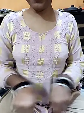 Snapshot of Diya_143 chatting on 17, 2, 2025 Diya 143 online show from 17, 2, 2025