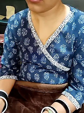 Snapshot of Diya_143 chatting on 20, 2, 2025 Diya 143 online show from 20, 2, 2025