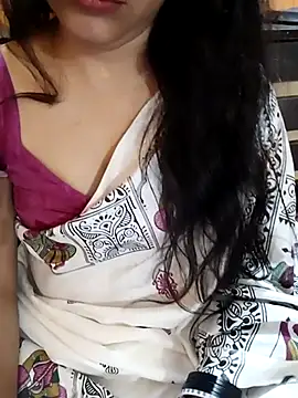 Snapshot of Diya_143 chatting on 24, 2, 2025 Diya 143 online show from 24, 2, 2025