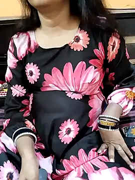 Snapshot of Diya_143 chatting on 26, 2, 2025 Diya 143 online show from 26, 2, 2025
