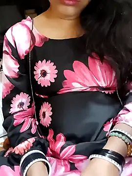 Snapshot of Diya_143 chatting on 26, 2, 2025 Diya 143 online show from 26, 2, 2025