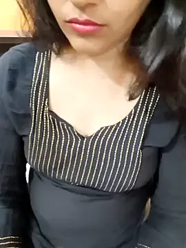 Snapshot of Diya_143 chatting on 27, 2, 2025 Diya 143 online show from 27, 2, 2025