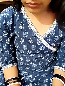 Snapshot of Diya_143 chatting on 1, 3, 2025 Diya 143 online show from 1, 3, 2025