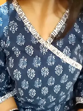 Snapshot of Diya_143 chatting on 2, 3, 2025 Diya 143 online show from 2, 3, 2025