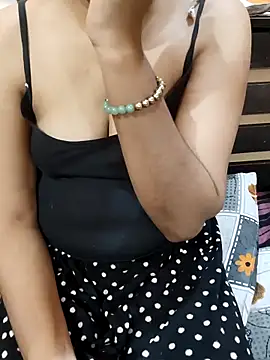 Snapshot of Diya_143 chatting on 6, 3, 2025 Diya 143 online show from 6, 3, 2025