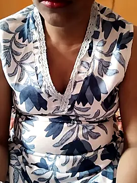Snapshot of Diya_143 chatting on 9, 9, 2025 Diya 143 online show from 9, 9, 2025