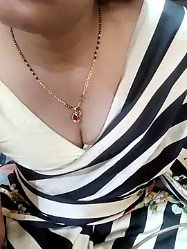 Diya 143 online show from 17, 10, 2025