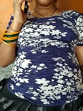 Snapshot of Diya_143 chatting on 19, 6, 2026 Diya 143 online show from 19, 6, 2026