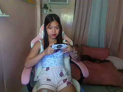 Snapshot of young_salsalita chatting on 23, 5, 2026 young salsalita online show from 23, 5, 2026