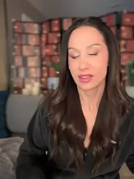 Fiona Kent  online show from 26, 1, 2025