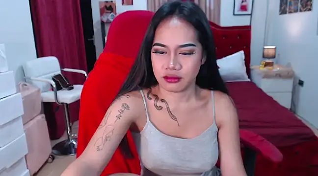 Snapshot of FrancineGarcia chatting on 16, 2, 2025 FrancineGarcia online show from 16, 2, 2025
